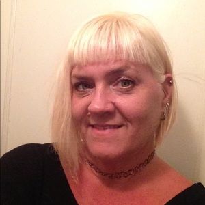 Meet your Posher, Pamela